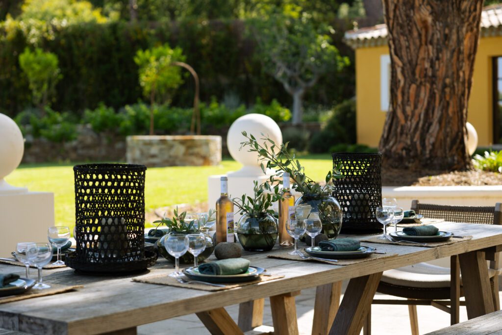 La Bastide des Marres poolside dining, Ramatuelle