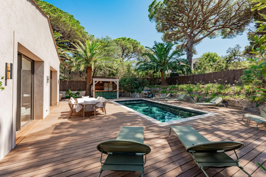Private villa garden near the Gulf of Saint-Tropez